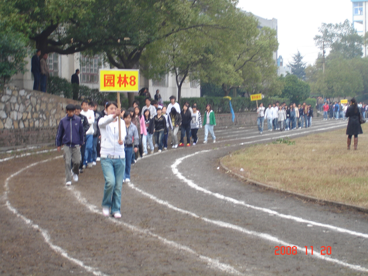 23dessjtjydh011.JPG
