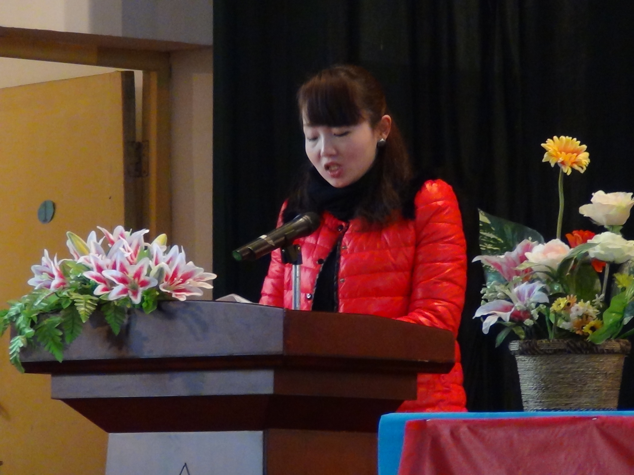 4团委书记唐静静向全校师生发出倡议.JPG